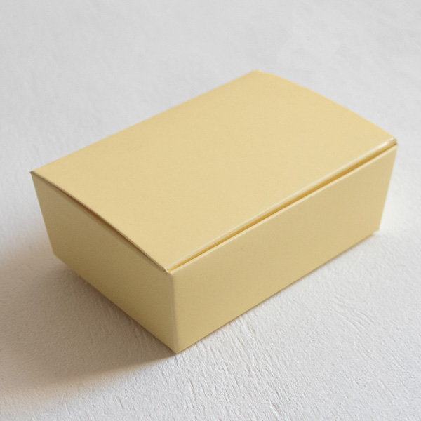 Small Cream Simplex Boxes.